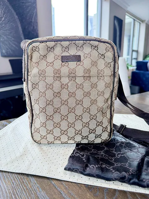 Gucci GG Canvas Crossbody Unisex Bag Brown Leather Trim Zip Closure